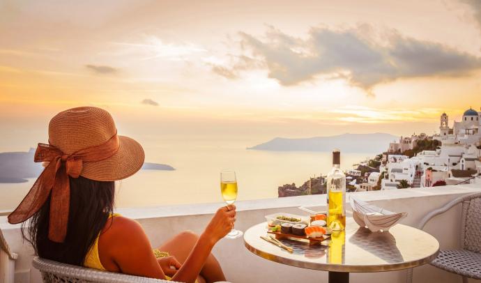 How to Get the Most Out of Your Time on Santorini